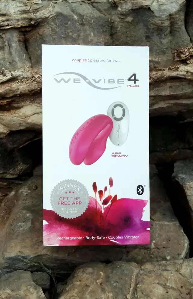 评测:情趣新招,we-vibe4PLUS情侣共振器-飞机杯推荐